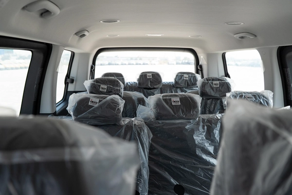 Hyundai Staria Prestige 2.2 Diesel | 11 Seater | 8AT | GCC Specifications | Full Options