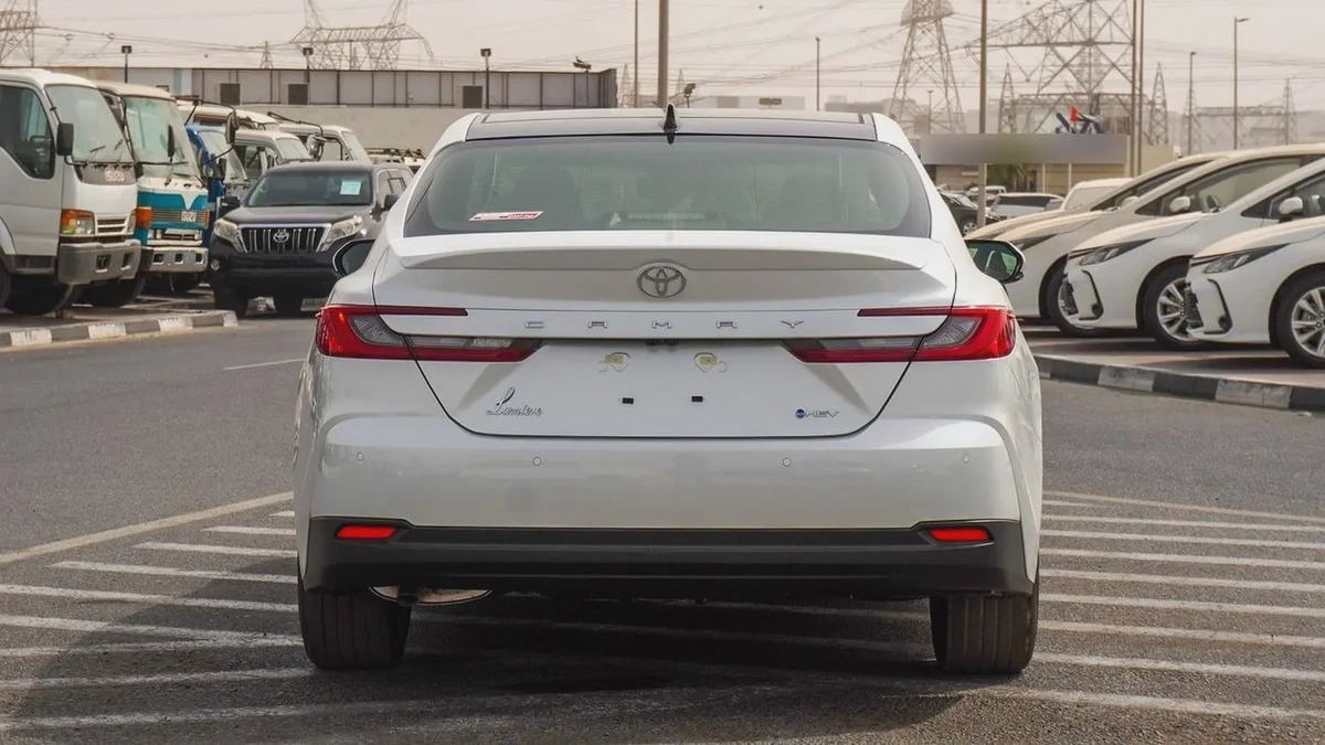 2026 Toyota Camry Lumiere | GCC Specs | Brand New-5-5