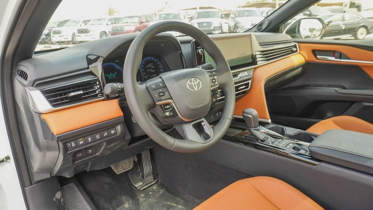 2026 Toyota Camry Lumiere | GCC Specs | Brand New-7-7