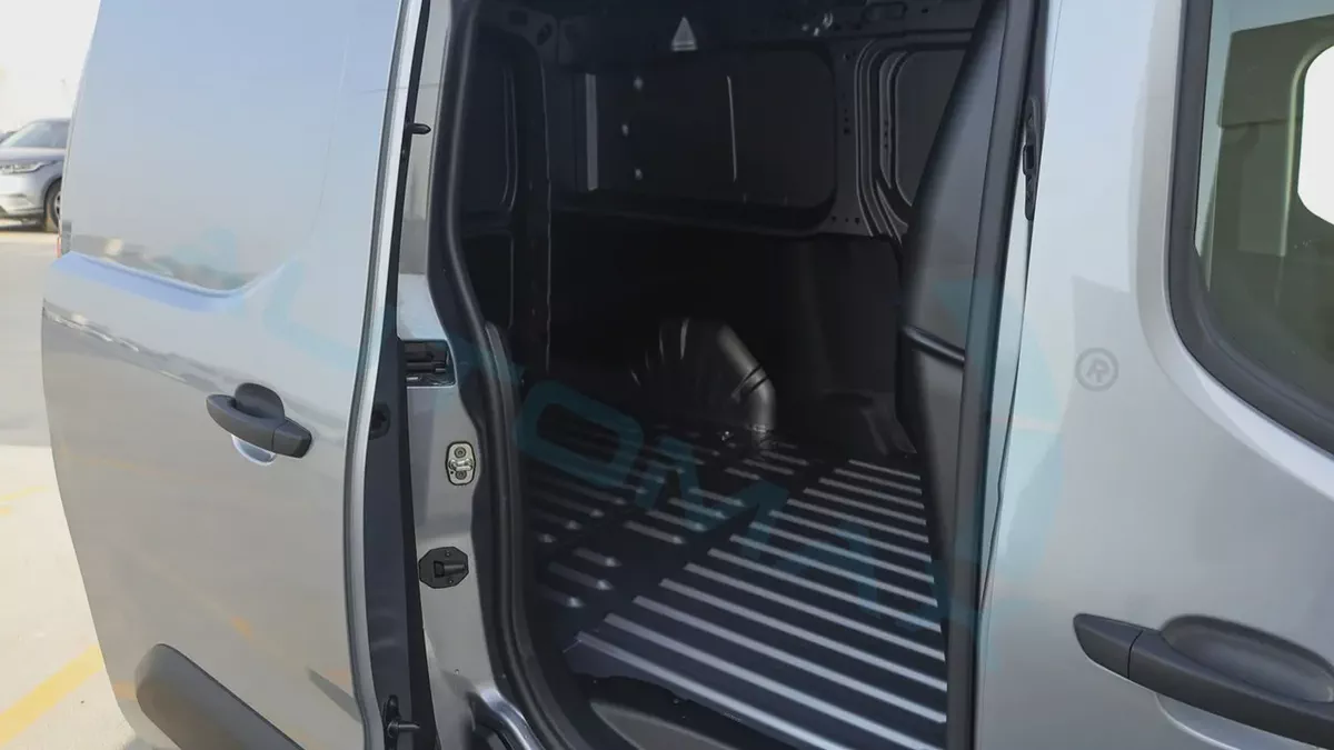 2025 Fiat Doblo L2 Van 1.6L FWD GCC 0Km With 5 Years Or 100,000 Km Warranty At Official Dealer-15-15