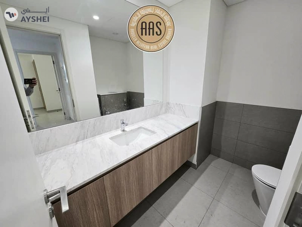Corner unit ! Lagoon View ! Brand new ! With Landscaping ! Fully fitted kitchen