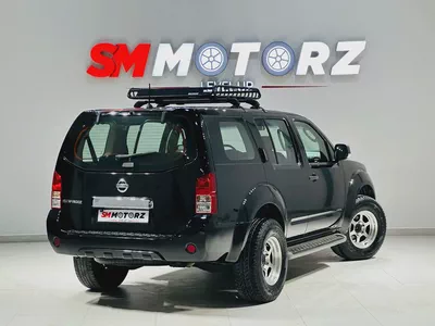 Nissan Pathfinder 2015 | GCC Specs | Well Maintained SUV-6
