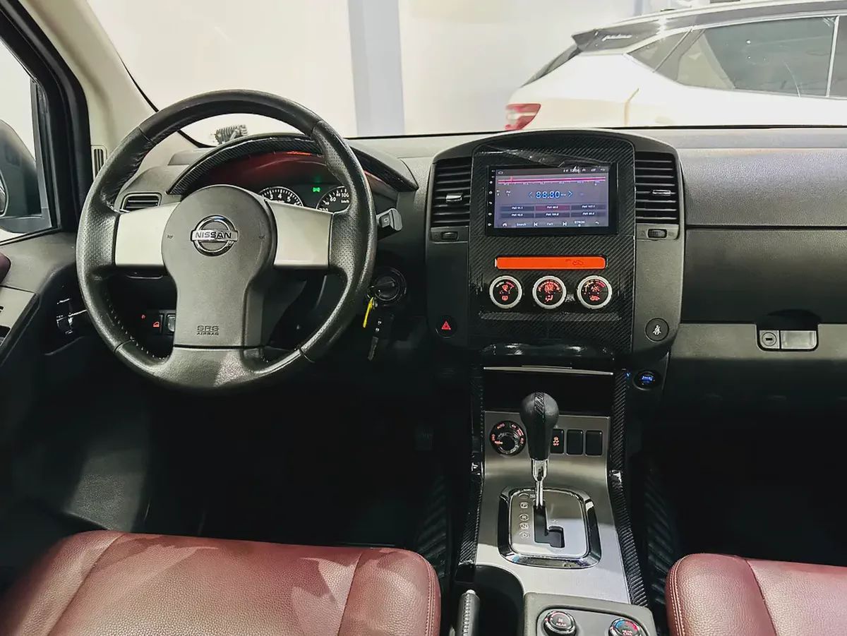 Nissan Pathfinder 2015 | GCC Specs | Well Maintained SUV-16-16