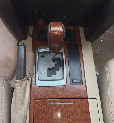 Toyota Land Cruiser GXR 2015 Converted to 2021 shape, GCC, 4.6L V8-11