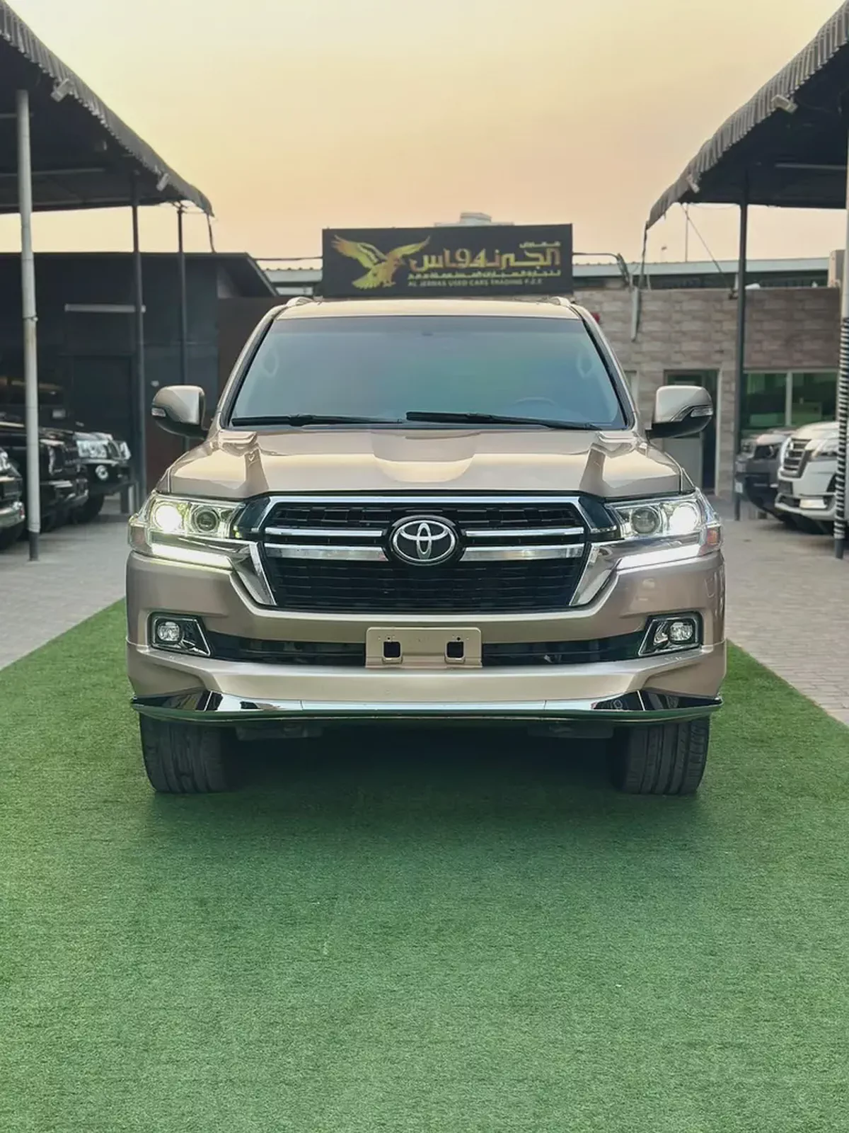 Toyota Land Cruiser GXR 2015 Converted to 2021 shape, GCC, 4.6L V8