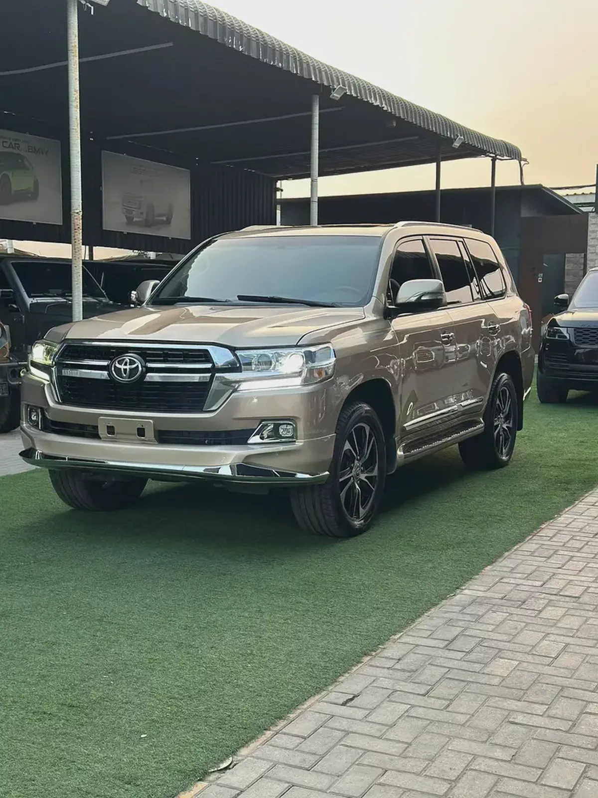 Toyota Land Cruiser GXR 2015 Converted to 2021 shape, GCC, 4.6L V8-1-1