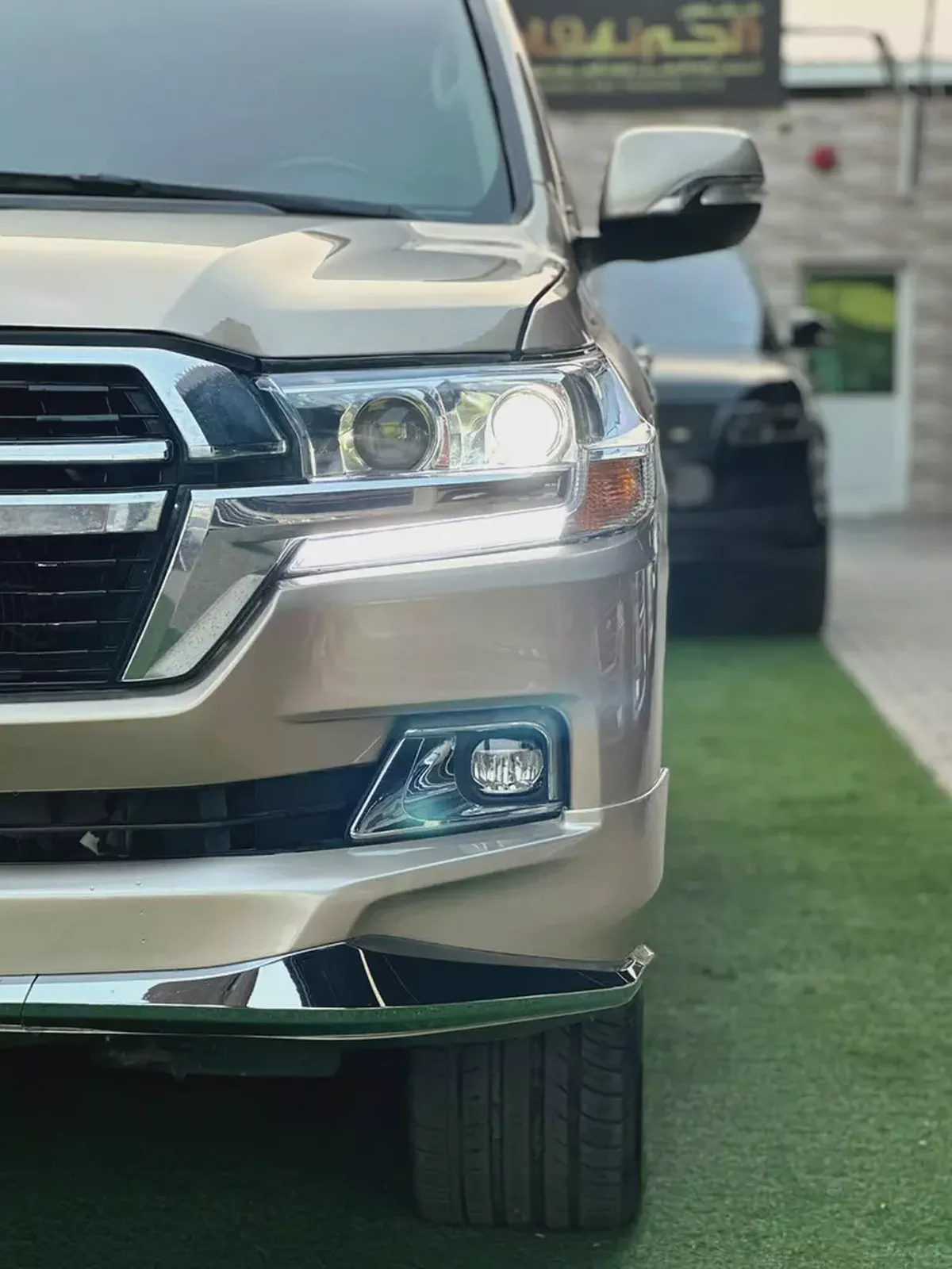 Toyota Land Cruiser GXR 2015 Converted to 2021 shape, GCC, 4.6L V8-5-5
