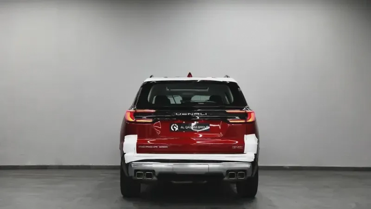 GMC Acadia Denali-3-3
