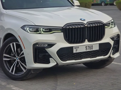 2020 BMW X7 xDrive40i | American Specs | Orginal paint | Clean title | Perfect condition-3