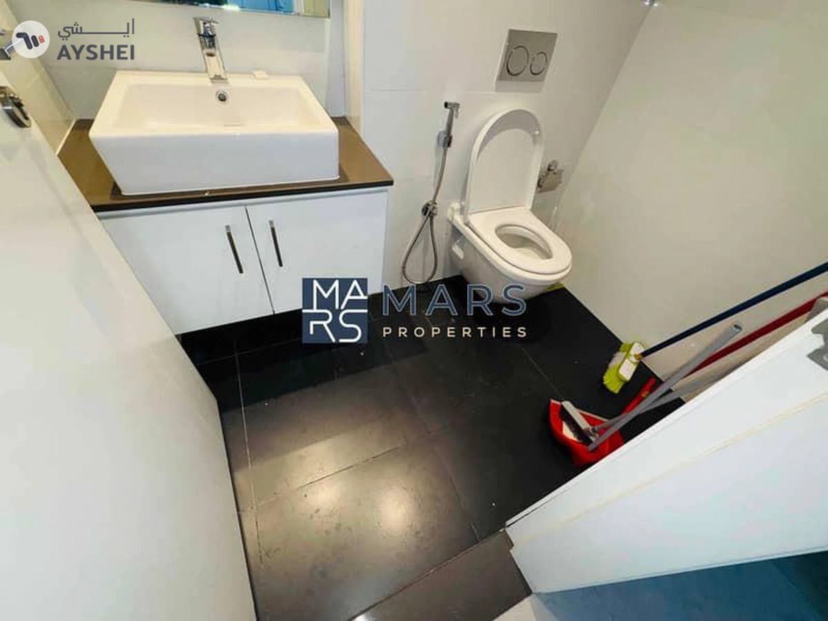 Luxury 2 bedroom apartment in rehan buildingfor rent just in 78k one payment-15-15