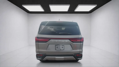 Lexus LX700h SIGNATURE-4