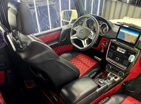 Mercedes-Benz G-Class 63 AMG 2018 | Original paint | GCC | One Year Unlimited Kms Warranty