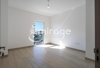 Apartment for rent in Waters Edge, Yas Island-2