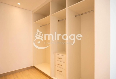 Apartment for rent in Waters Edge, Yas Island-3