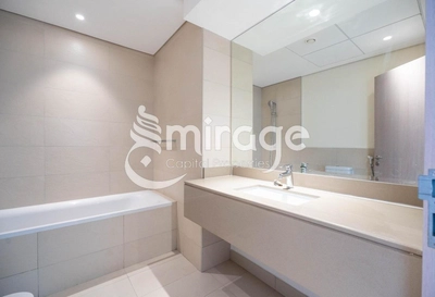 Apartment for rent in Waters Edge, Yas Island-4