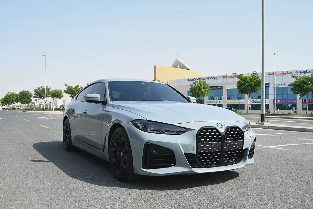 AED 2400 || 2023 BMW 4-Series || 430i M Sport || GCC Specs