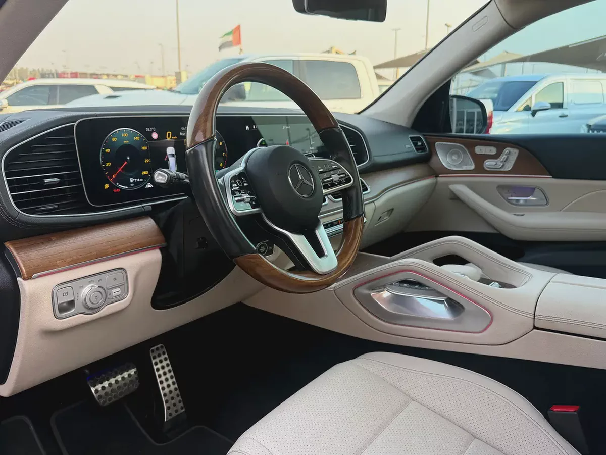 2022 Mercedes-Benz GLS 450 4MATIC | Luxury 7-Seater | American Specs-6-6
