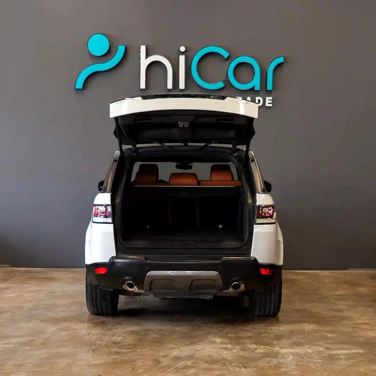 AED 2,874 pm • 0% Downpayment • Range Rover Sport Supercharged HSE • 1 Year Warranty-11-11
