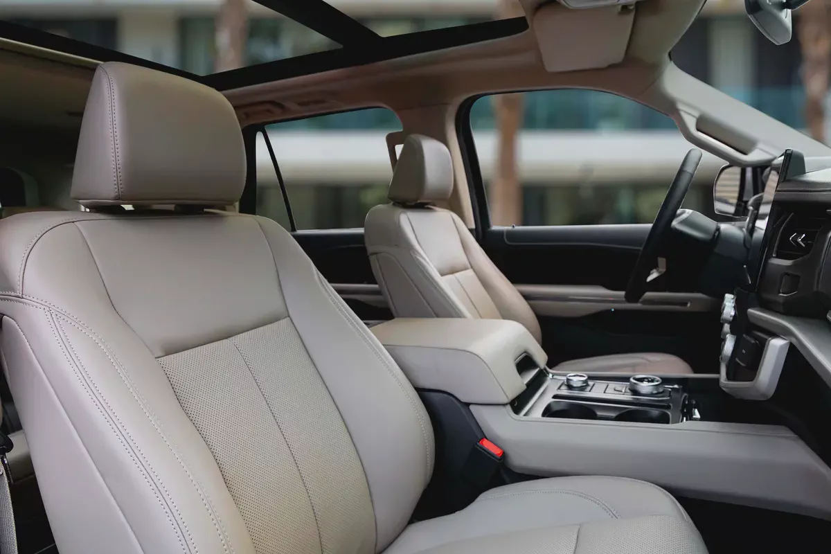 3,428 P.M |  Expedition XLT | 0% Downpayment | EXPEDITION XLT + | 2030 AGENCY WARRANTY!-10-10