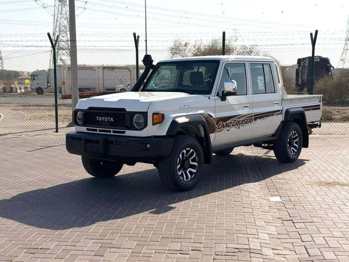 Toyota Land Cruiser Pick Up Toyota Land Cruiser LC79 DC Full option Oman spec 2026-2-0