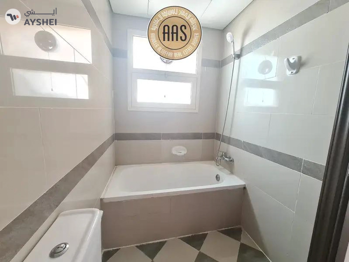 Spacious Studio For Rent With Balcony 38k Full Family Building-2-2