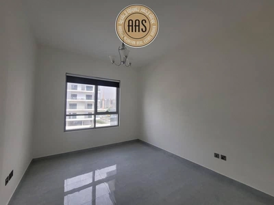 Luxury 3bhk ||spacious layout || pool view || kitchen appliances||prime location-19