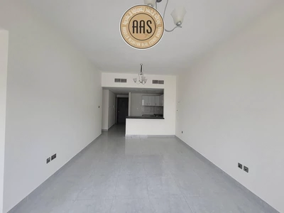 Luxury 3bhk ||spacious layout || pool view || kitchen appliances||prime location-8