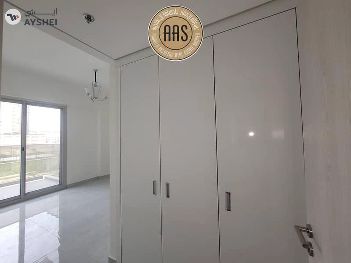 Luxury 3bhk ||spacious layout || pool view || kitchen appliances||prime location-17-17
