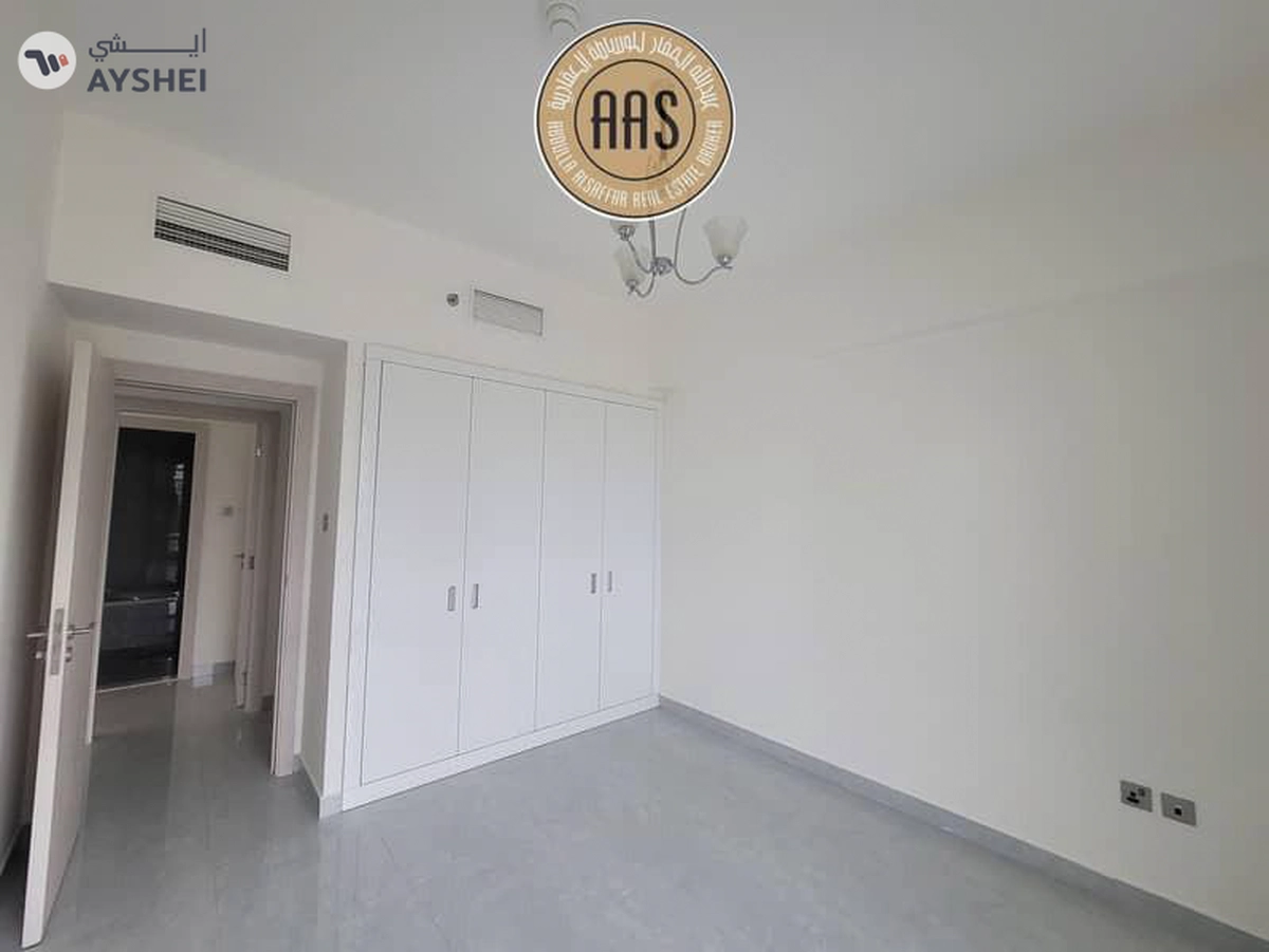 Luxury 3bhk ||spacious layout || pool view || kitchen appliances||prime location-2-2
