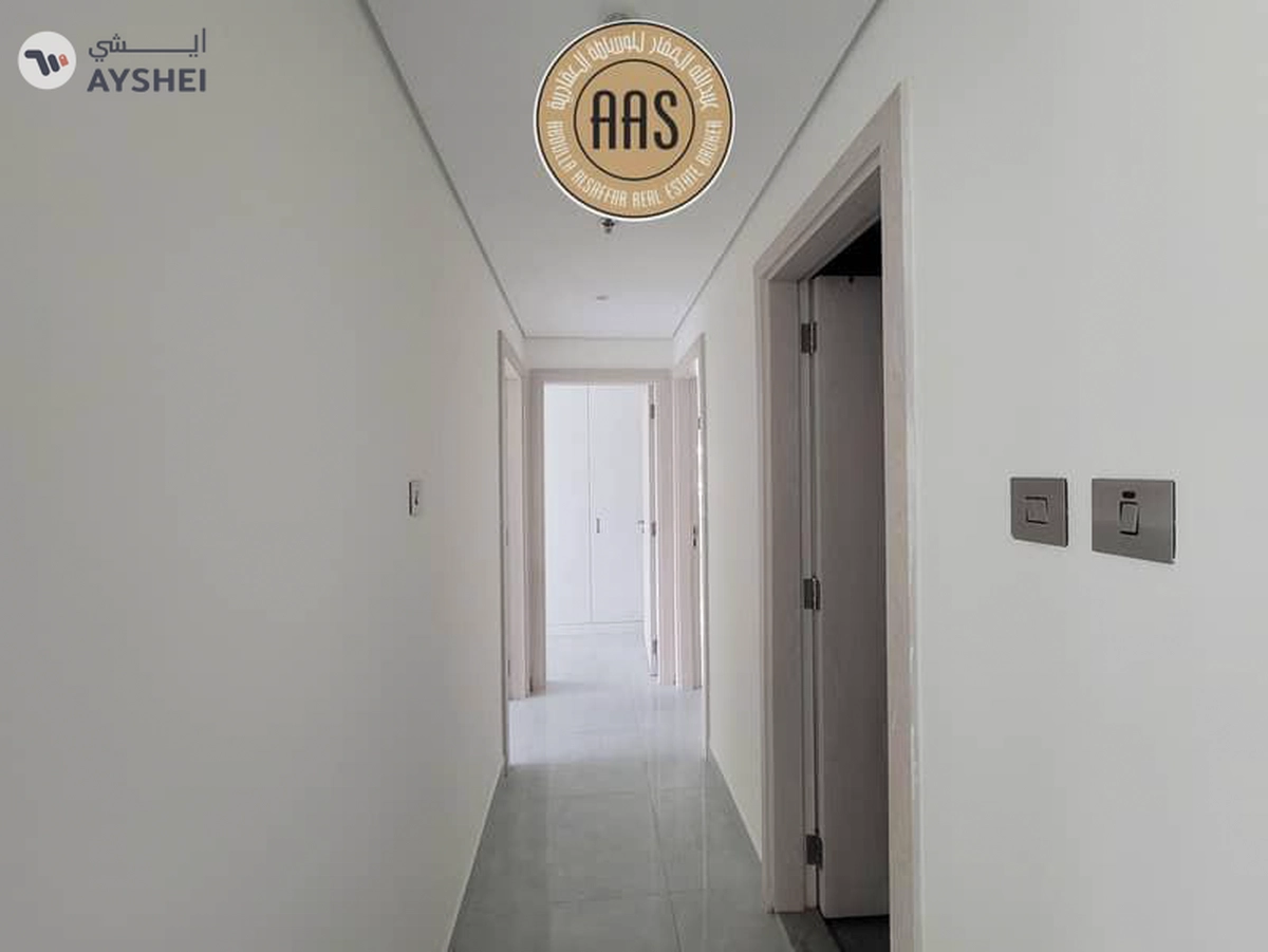 Luxury 3bhk ||spacious layout || pool view || kitchen appliances||prime location-4-4