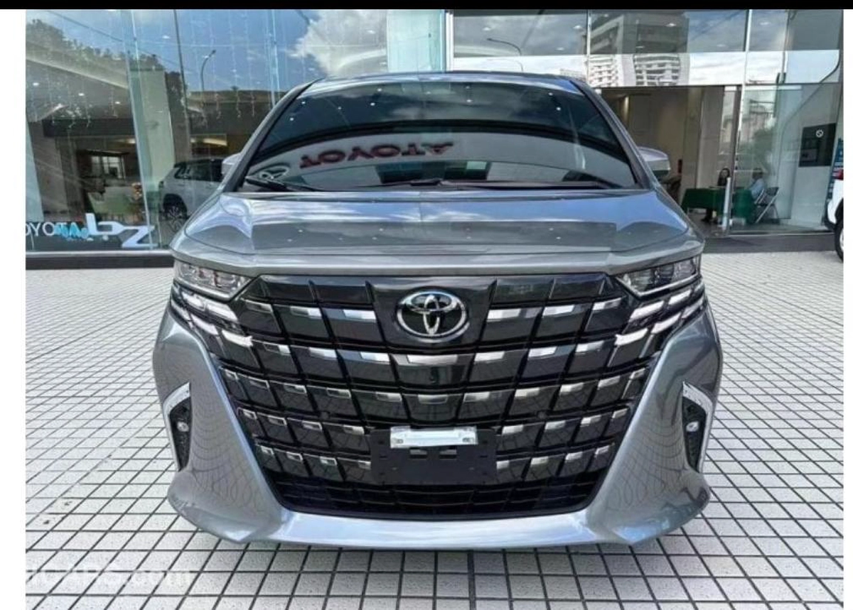New 2024 Toyota Alphard