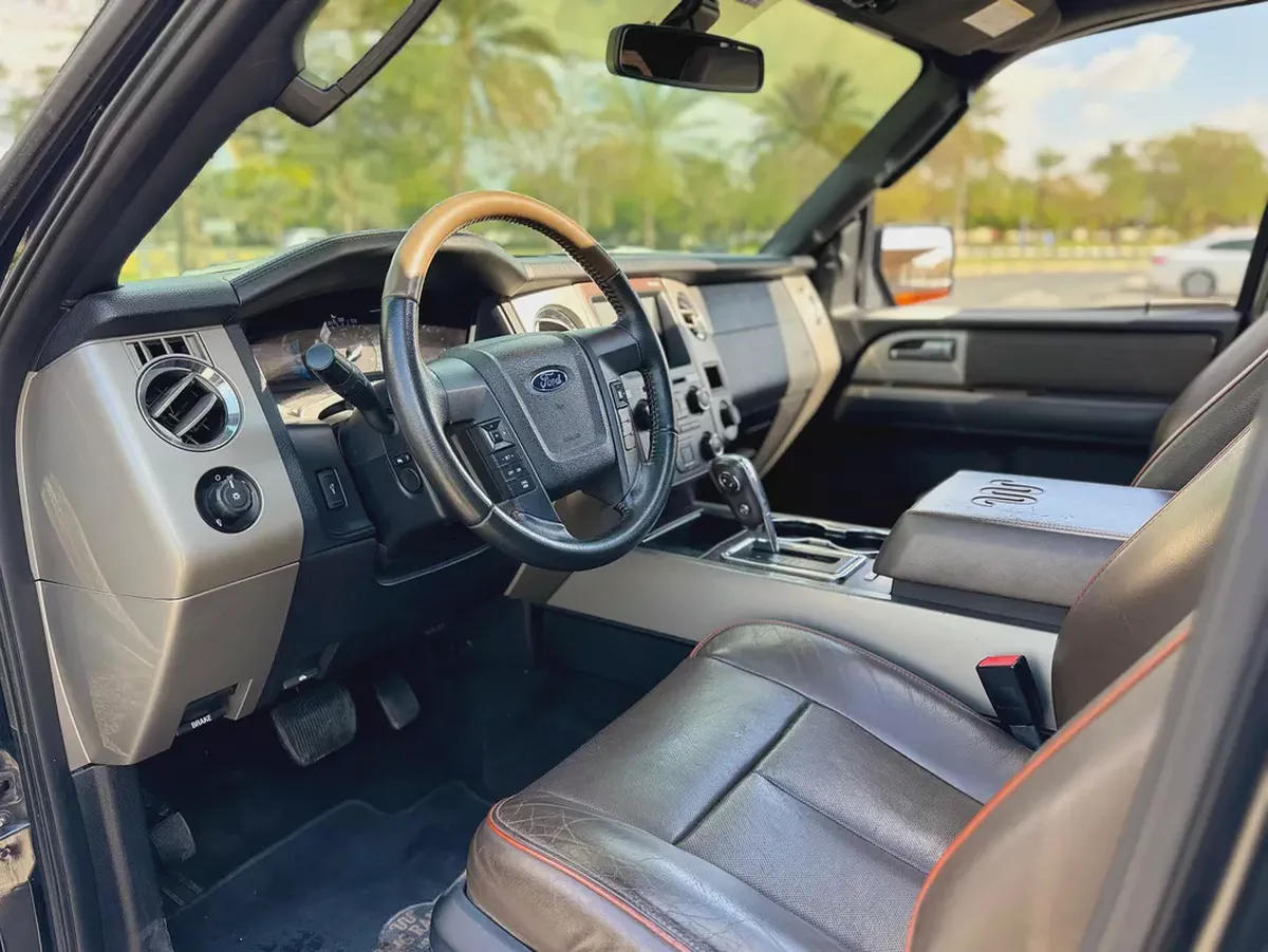 FORD EXPEDITION MODEL 2015 KING RANCH FULL OPTION ORGINAL PAINT-12-12