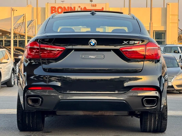 BMW X6 xDrive35i Exclusive 2019 - GCC Specs - Pristine Condition