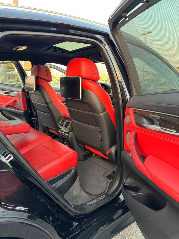 BMW X6 xDrive35i Exclusive 2019 - GCC Specs - Pristine Condition