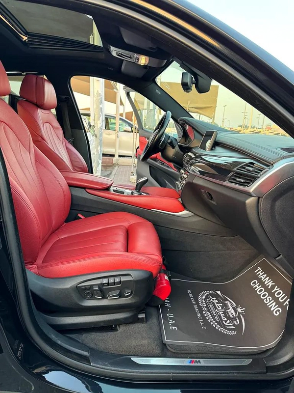 BMW X6 xDrive35i Exclusive 2019 - GCC Specs - Pristine Condition