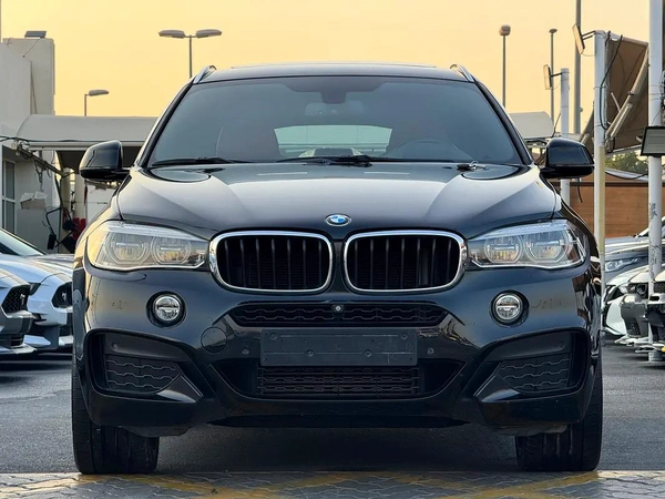 BMW X6 xDrive35i Exclusive 2019 - GCC Specs - Pristine Condition