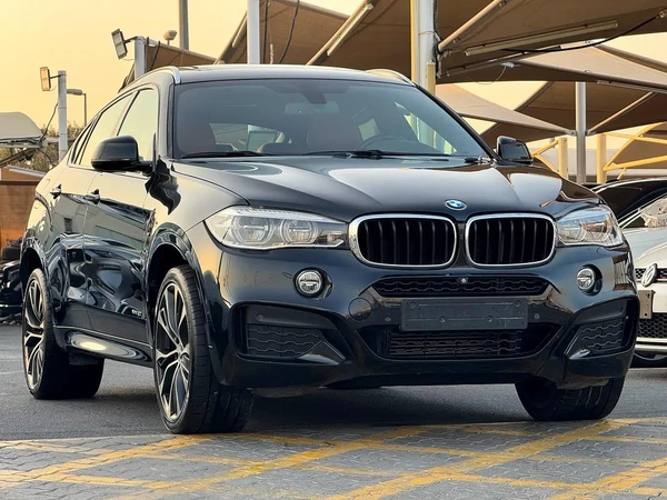 BMW X6 xDrive35i Exclusive 2019 - GCC Specs - Pristine Condition