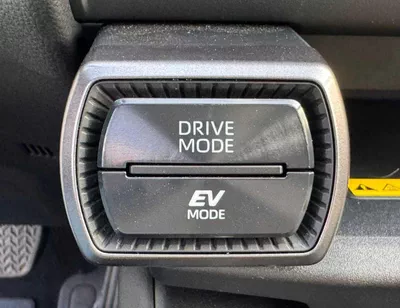 Toyota RAV4 VXR HEV HYBRID HEV 2.5L V4 AWD | RADAR | PANORAMIC ROOF | AUTO PARK (CODE # R4HHS)-19