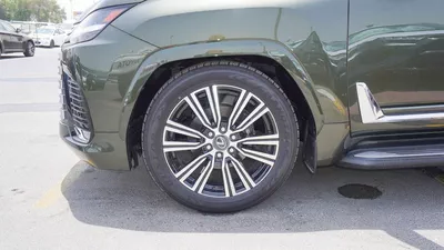 Lexus LX600 SIGNATURE 3.5L V6-19
