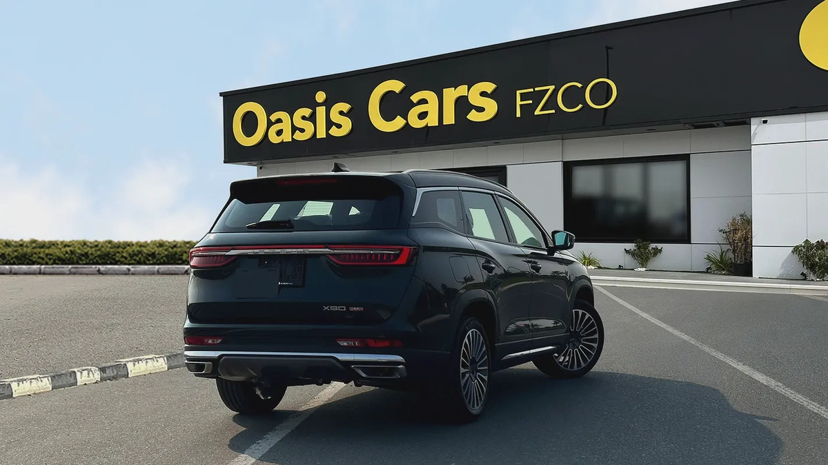 Jetour X90 Plus Luxury 2024 GCC 2.0L Turbo Low Mileage-2-2