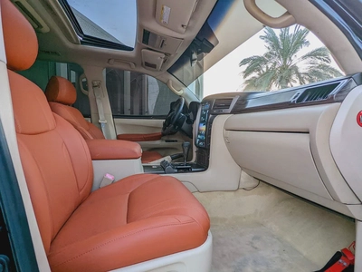 LEXUS LX570 2009 FACELIFTED 2021 GCC FULL OPTION IN EXCELLENT CONDITION-4