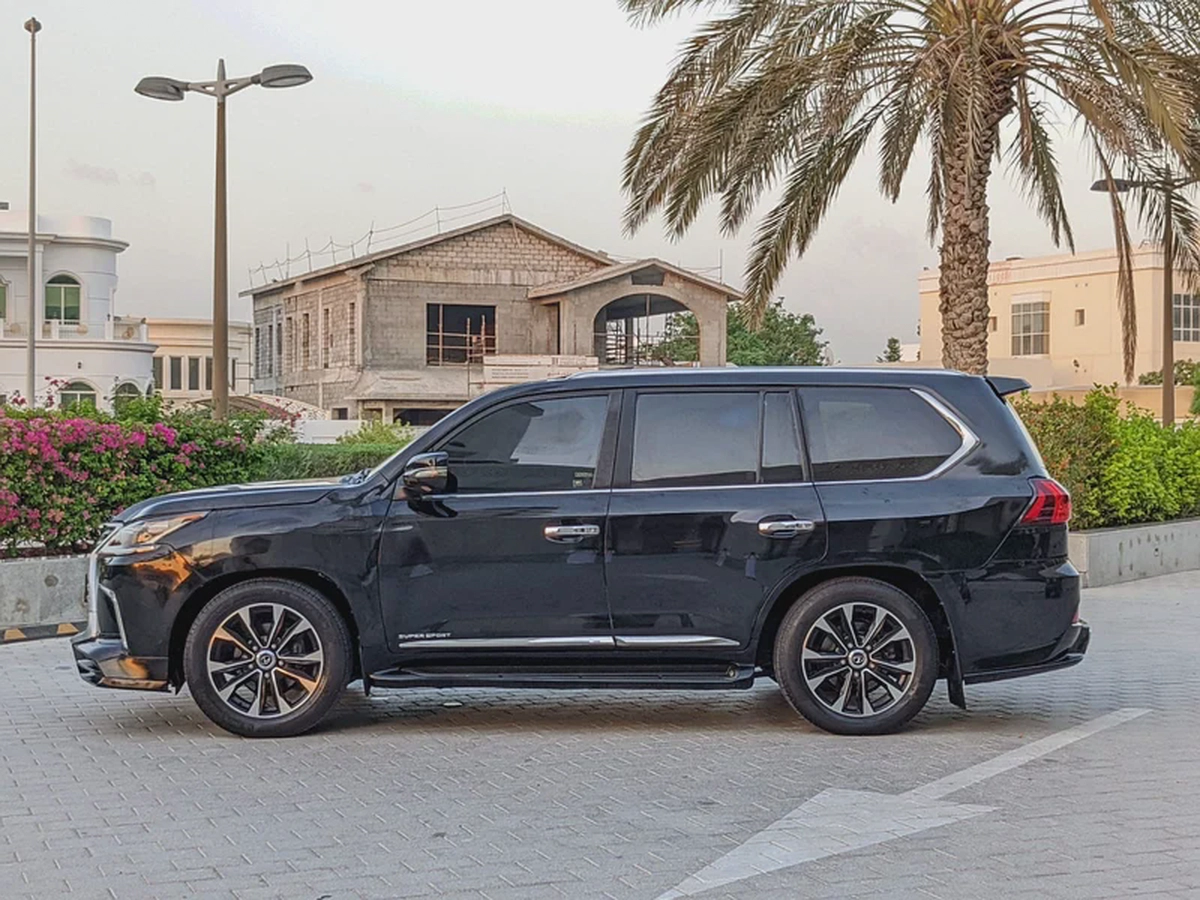 LEXUS LX570 2009 FACELIFTED 2021 GCC FULL OPTION IN EXCELLENT CONDITION-5-5
