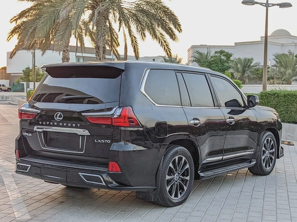 LEXUS LX570 2009 FACELIFTED 2021 GCC FULL OPTION IN EXCELLENT CONDITION
