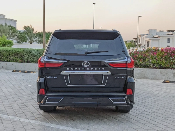 LEXUS LX570 2009 FACELIFTED 2021 GCC FULL OPTION IN EXCELLENT CONDITION