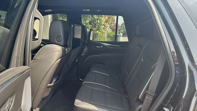 2021-Cadillac Escalade Platinum 600 Black Edition-Top of the Range-Excellent Conddition-10