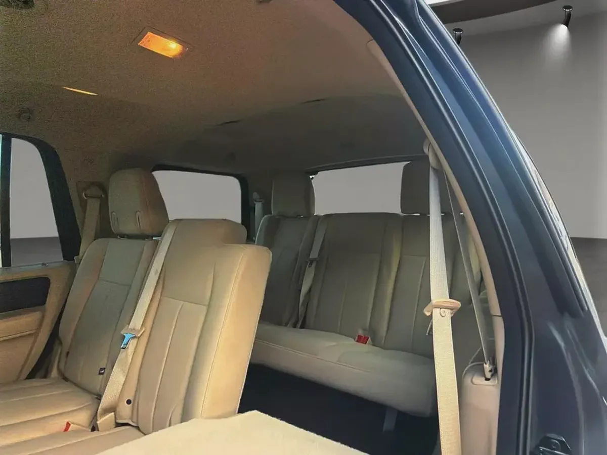 Ford Expedition XLT Safari Pack - FULL AGENCY SERVICE HISTORY-11-11