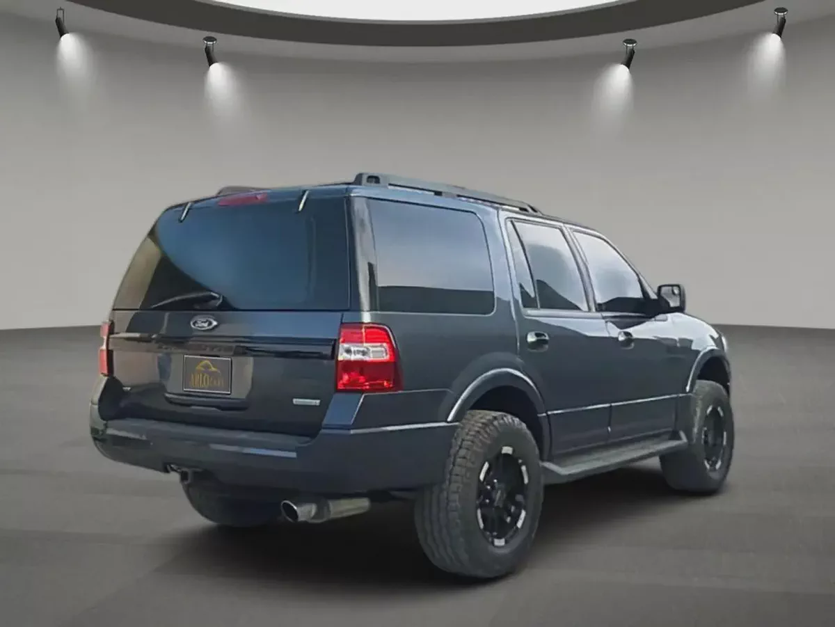 Ford Expedition XLT Safari Pack - FULL AGENCY SERVICE HISTORY-4-4