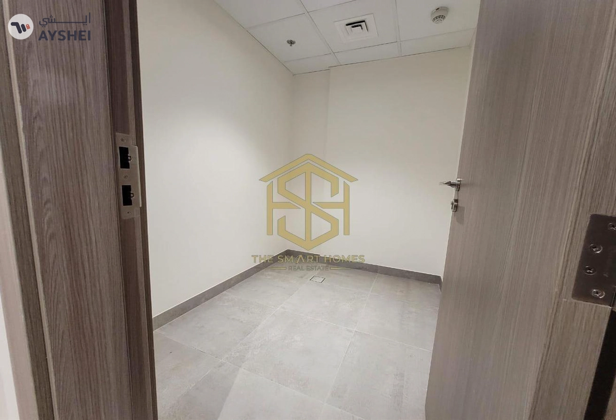 Apartment for rent in The Waves Residences, Mankhool-10-10