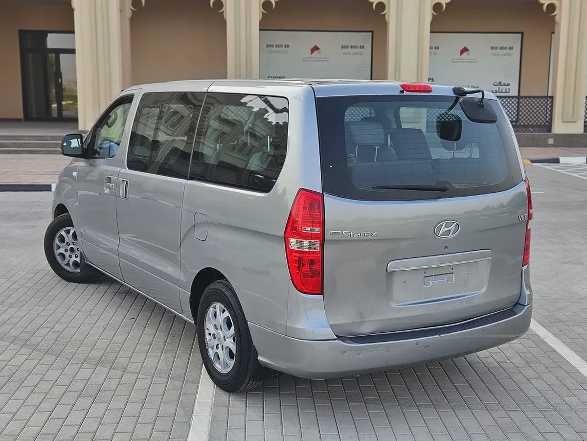 Hyundai H1 Passenger Diesel Full Automatic Korean Specs Low KM Premium Condition 12 Seat Full Option-18-18