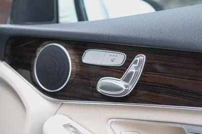 2021 Mercedes-Benz GLC 300-12